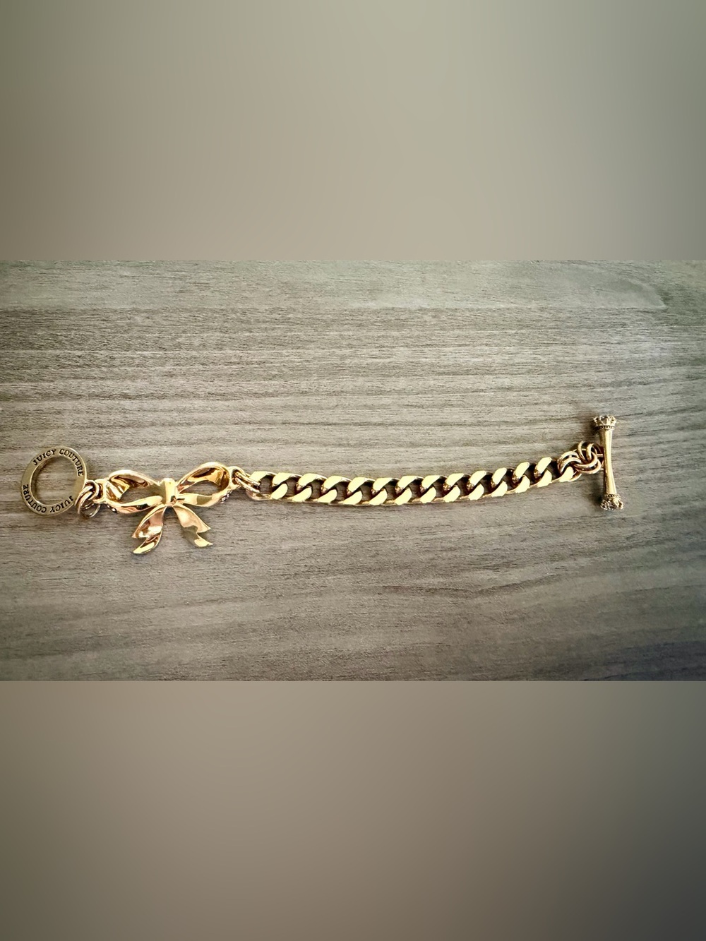 Juicy Couture Hot Pink Satin Drawstring Pouch with Gold Bow Charm Bracelet - Picture 6 of 7